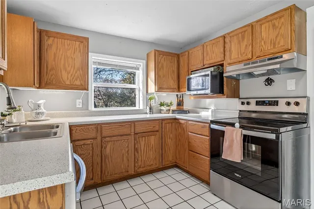 $449,900 | 8147 Murphy Lane, Pevely, MO 63070