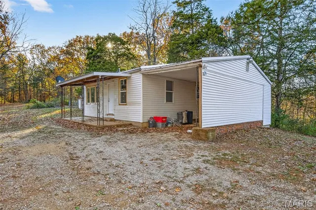 $449,900 | 8147 Murphy Lane, Pevely, MO 63070