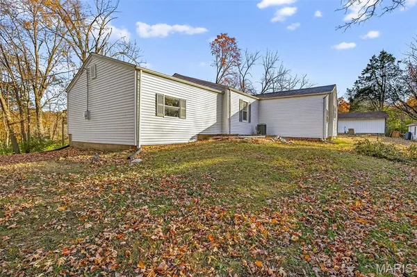 $389,000 | 8147 Murphy Lane, Pevely, MO 63070