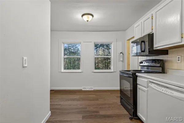 $389,000 | 8147 Murphy Lane, Pevely, MO 63070