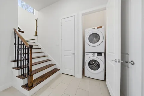 $349,000 | 118 North Hutcheson Street, Houston, TX 77003