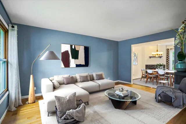 $284,900 | 27W229 Providence Lane, Winfield, IL 60190