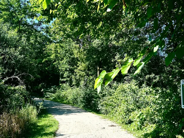 $284,900 | 27W229 Providence Lane, Winfield, IL 60190