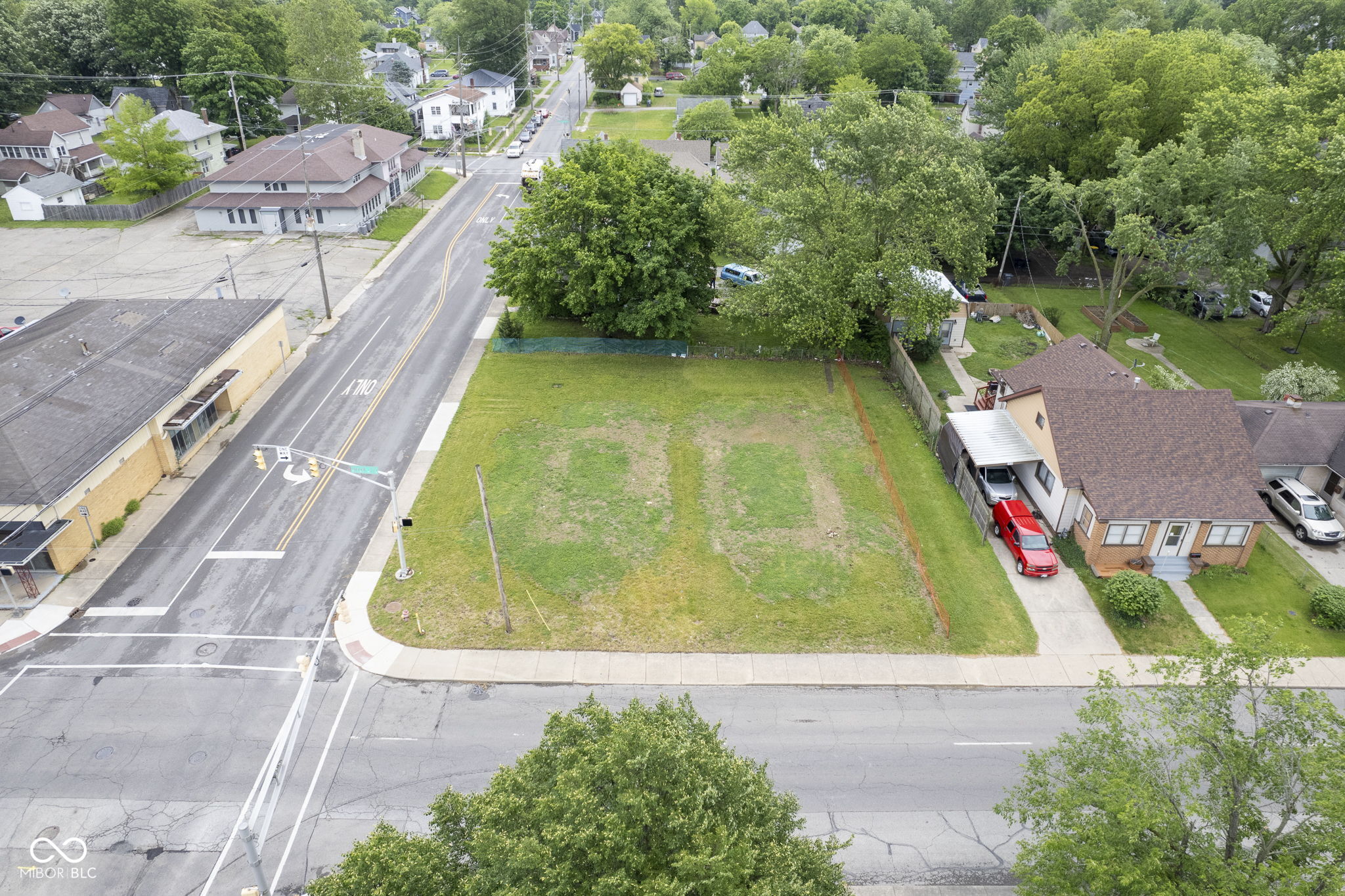 1902 Main Street Anderson, IN 46016 - Photo 2 of 9