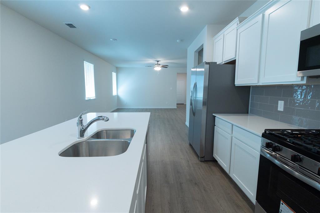 2617 Lewisville Road Celina, TX 75009 - Photo 4 of 11