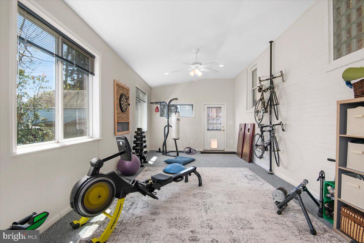 10151 Sutherland Road Silver Spring, MD 20901 - Photo 22 of 46