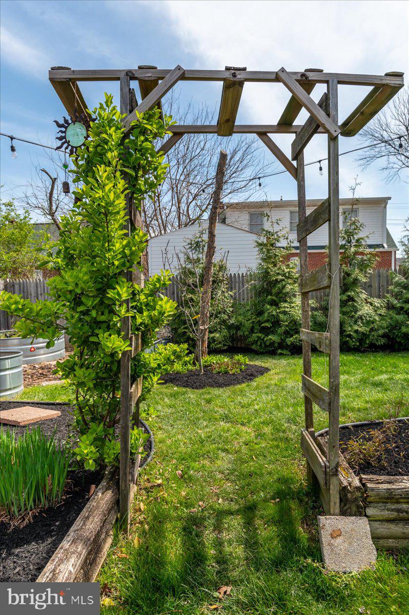 10151 Sutherland Road Silver Spring, MD 20901 - Photo 41 of 46