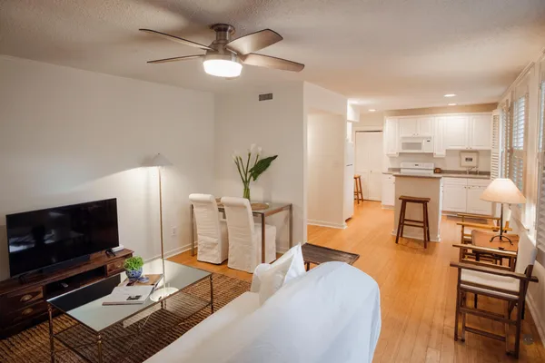 $3,600 | 117 Church Street, Unit A, Charleston, SC 29401