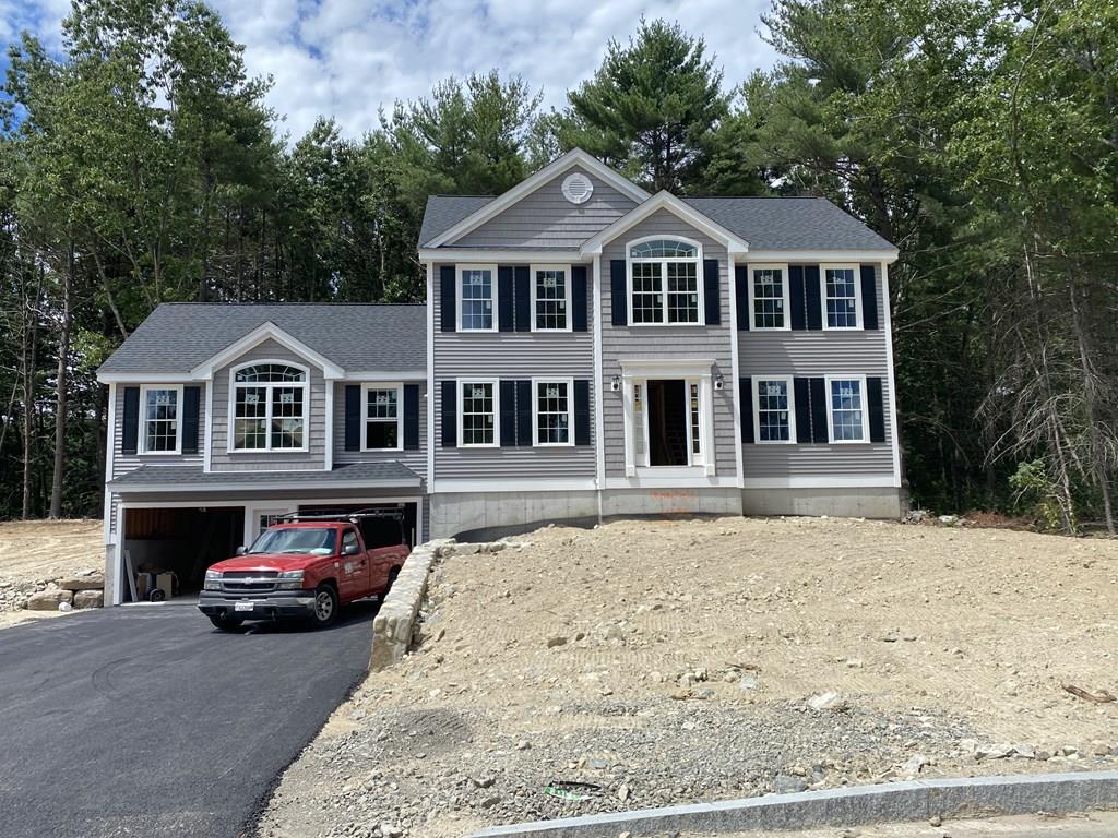 19 Hayfield Road, Unit 54 Dracut, MA 01826 - Photo 1 of 1