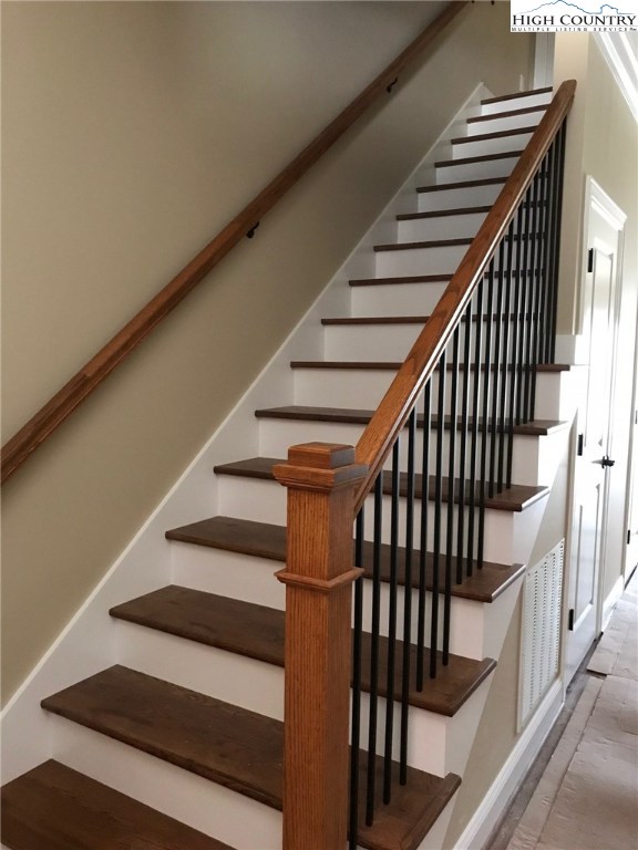 176 South Willow Ridge Lane, Unit 8 Boone, NC 28607 - Photo 2 of 6 Gallery Image 2