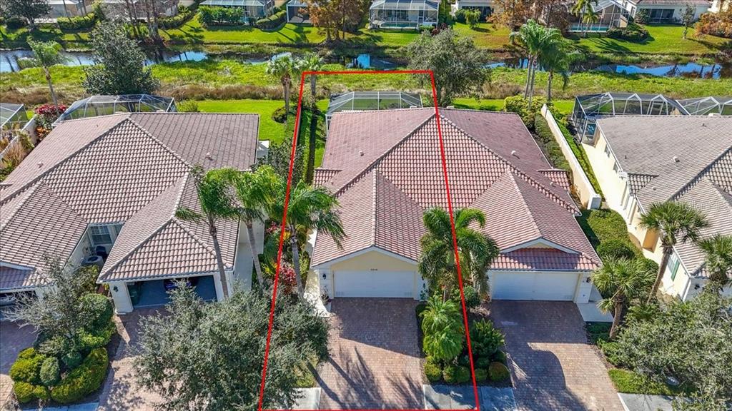 5546 Modena Place Sarasota, FL 34238 - Photo 37 of 67 a aerial view of a house
