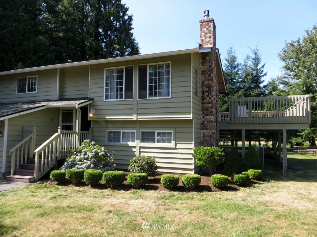 5952 Longdin Road Ferndale, WA 98248 - Photo 2 of 25