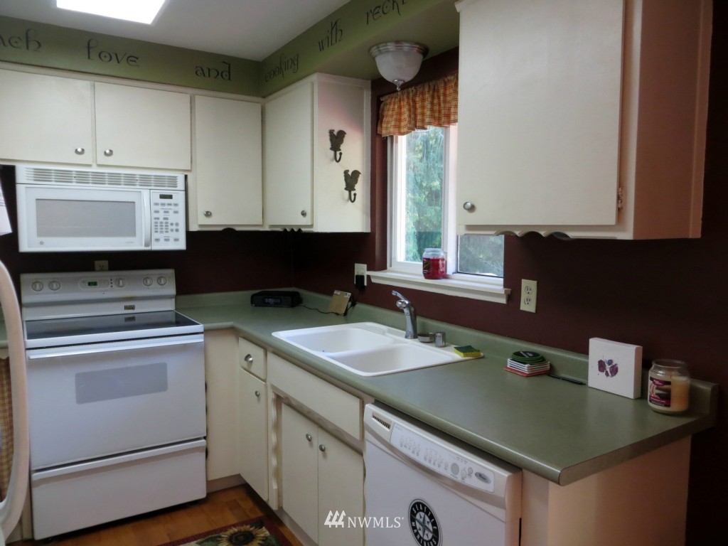 5952 Longdin Road Ferndale, WA 98248 - Photo 7 of 25