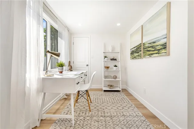 $899,000 | 10621 Helendale Avenue, Tujunga, CA 91042