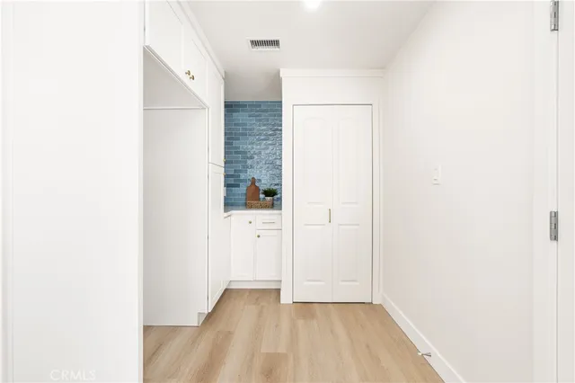 $899,000 | 10621 Helendale Avenue, Tujunga, CA 91042