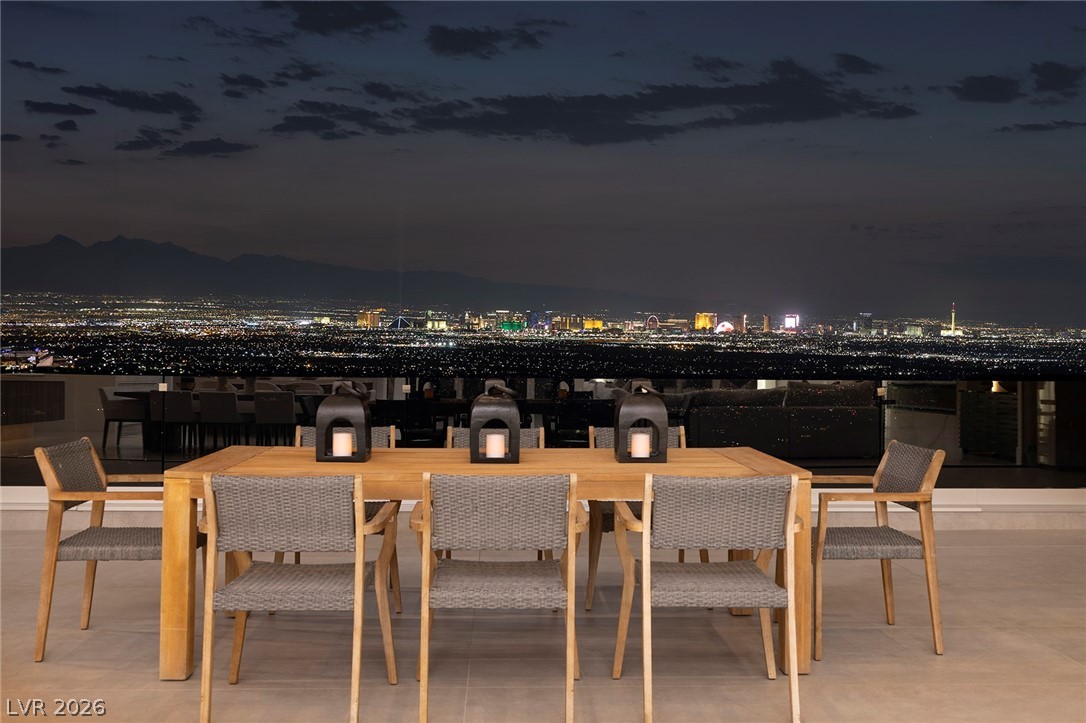 665 Overlook Rim Drive Henderson, NV 89012 - Photo 15 of 83