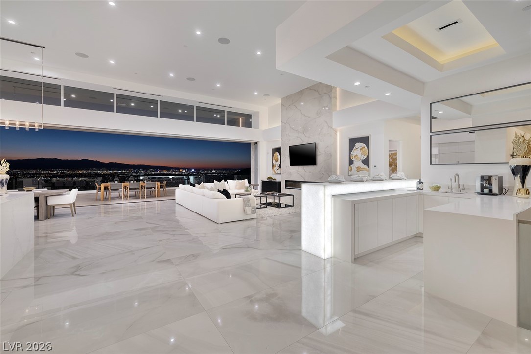 665 Overlook Rim Drive Henderson, NV 89012 - Photo 22 of 83