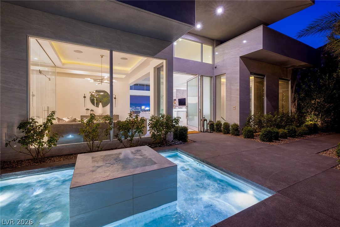 665 Overlook Rim Drive Henderson, NV 89012 - Photo 10 of 83