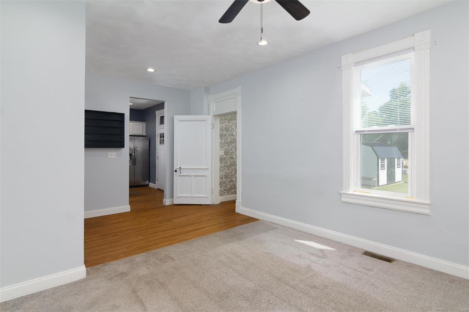 1325 Pine Street Highland, IL 62249 - Photo 13 of 33