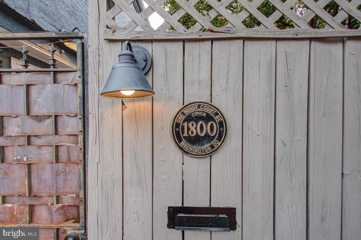 1 Windy Court Washington, DC 20003 - Photo 2 of 28