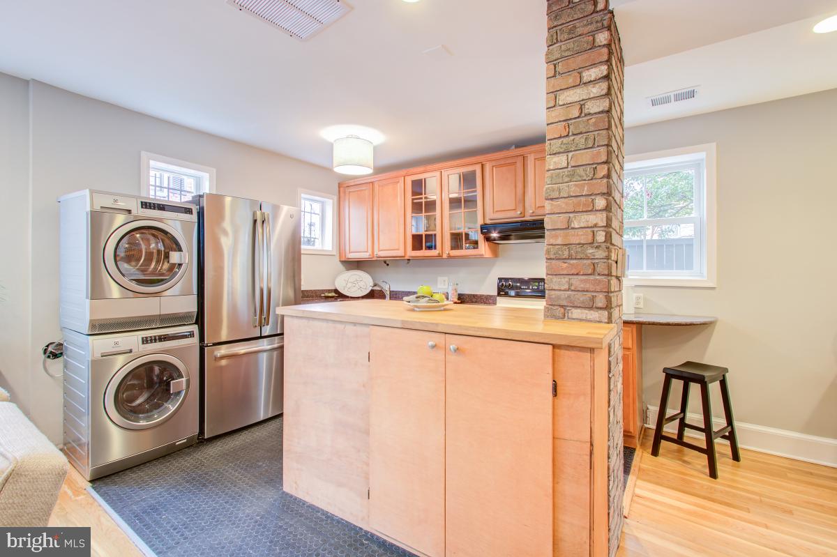 1 Windy Court Washington, DC 20003 - Photo 14 of 28