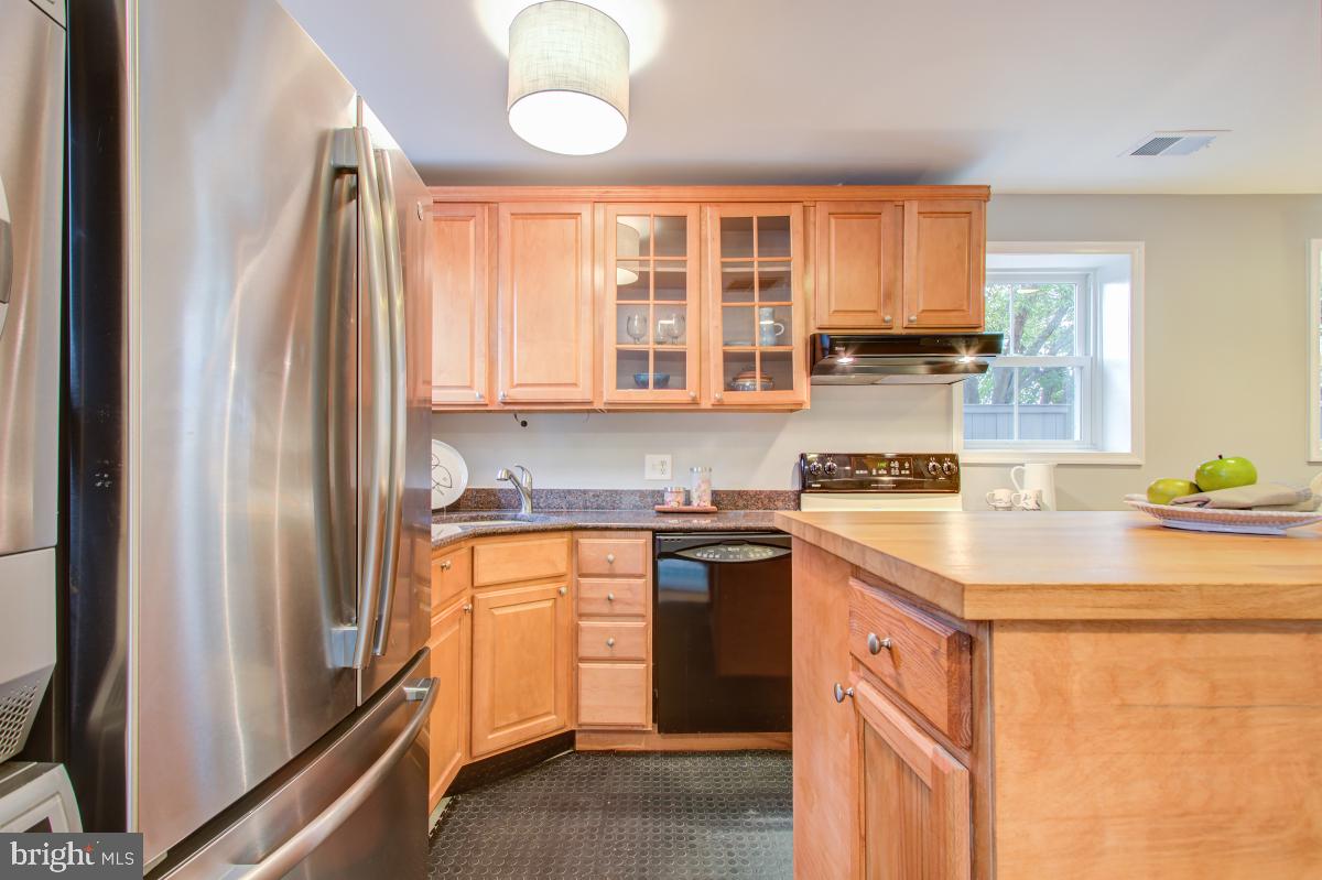 1 Windy Court Washington, DC 20003 - Photo 15 of 28