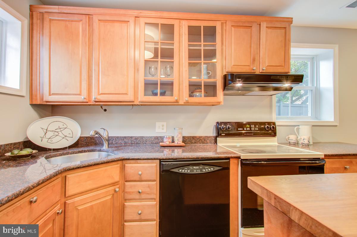 1 Windy Court Washington, DC 20003 - Photo 16 of 28