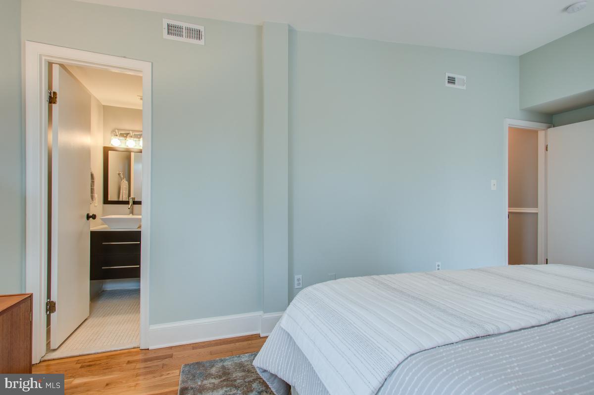 1 Windy Court Washington, DC 20003 - Photo 24 of 28