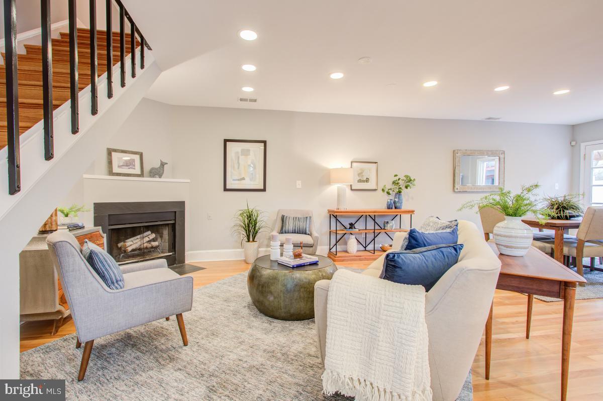 1 Windy Court Washington, DC 20003 - Photo 7 of 28