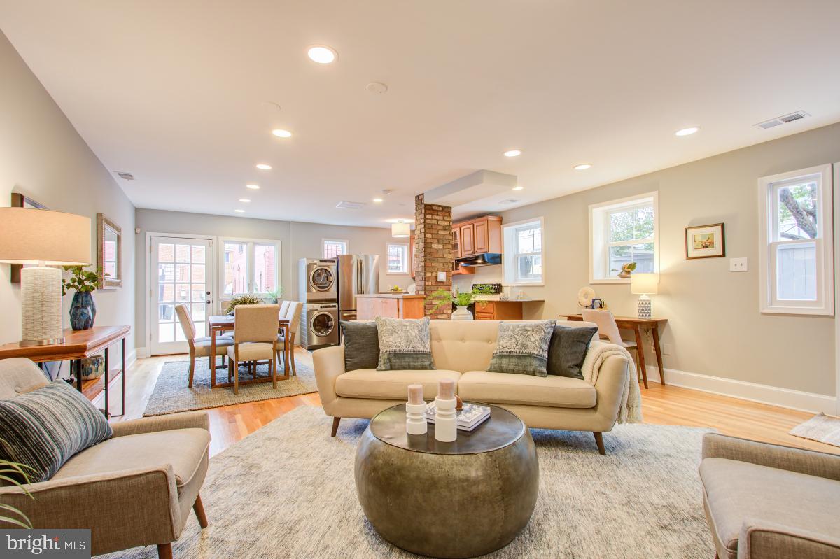 1 Windy Court Washington, DC 20003 - Photo 10 of 28