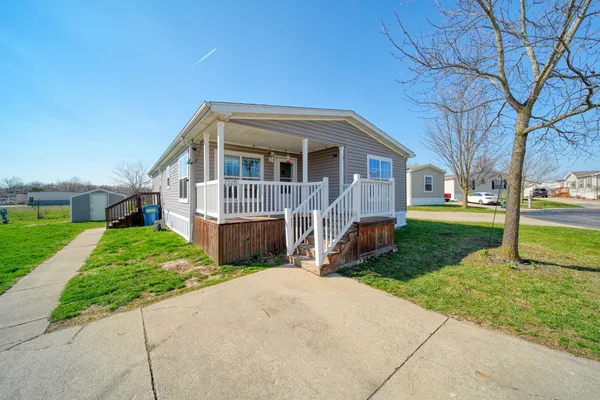 $70,000 | 320 Grand River Drive, Adrian, MI 49221