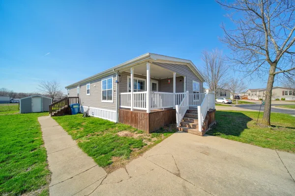 $70,000 | 320 Grand River Drive, Adrian, MI 49221