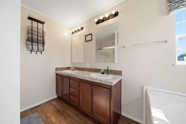 $70,000 | 320 Grand River Drive, Adrian, MI 49221