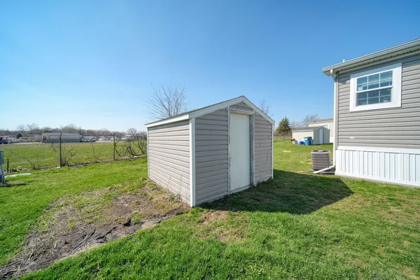 $70,000 | 320 Grand River Drive, Adrian, MI 49221