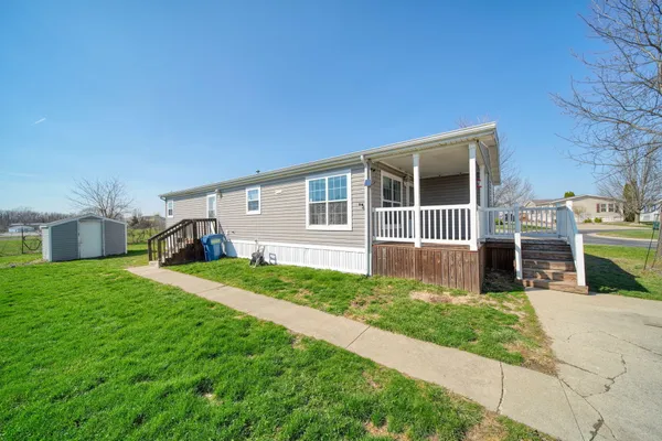 $70,000 | 320 Grand River Drive, Adrian, MI 49221