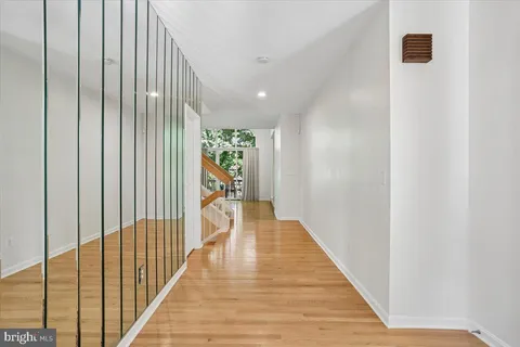 $1,480,000 | 6113 Goldtree Way, Bethesda, MD 20817