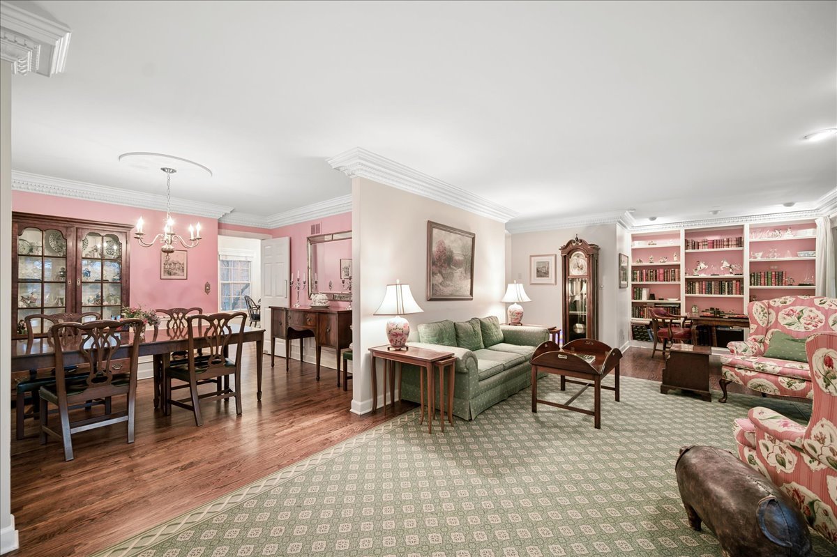 22 Landmark Street Northfield, IL 60093 - Photo 8 of 31