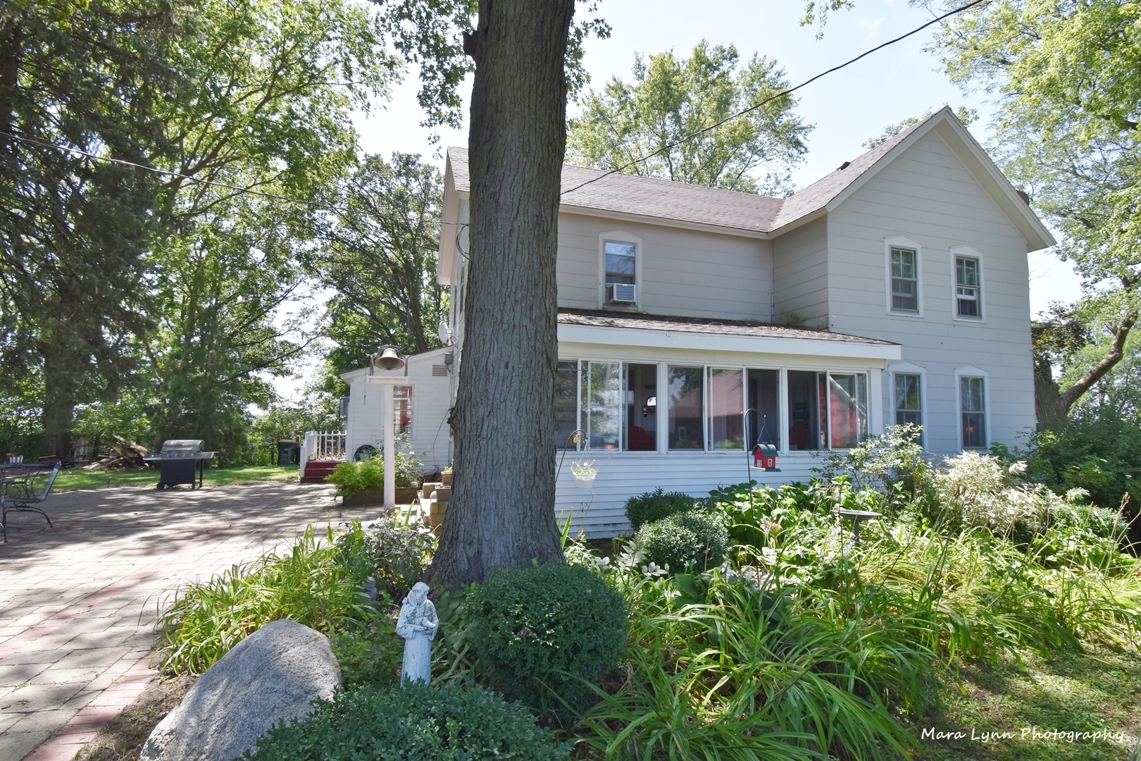9225 Lisbon Road Yorkville, IL 60560 - Photo 1 of 38