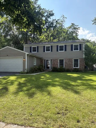 $3,400 | 1613 Clyde Drive, Naperville, IL 60565