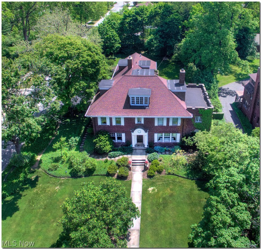 2467 Guilford Road Cleveland, OH 44118 - Photo 31 of 33