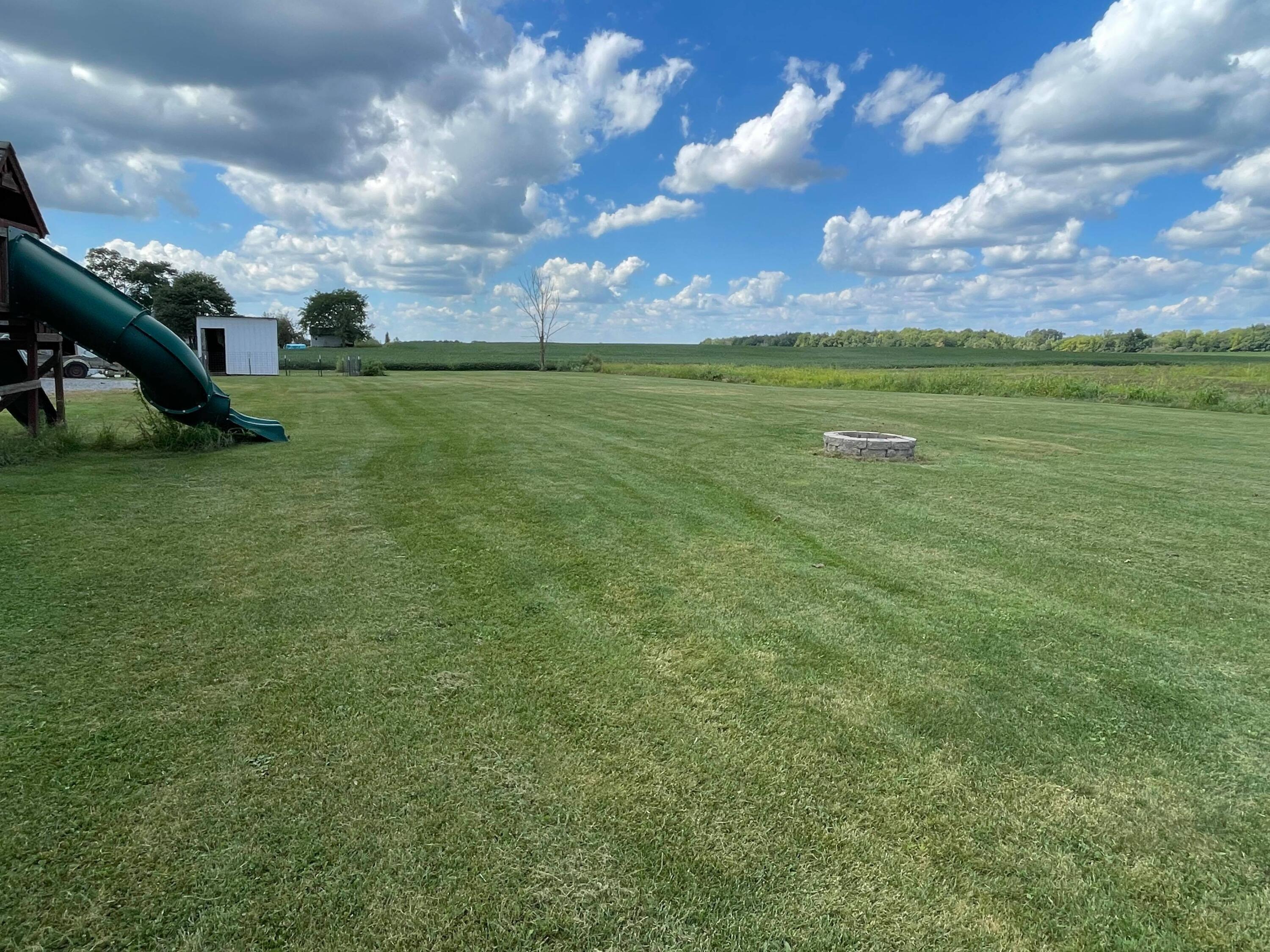 11760 Hartley Road Waldron, MI 49288 - Photo 5 of 25 241520512_368055244963290_79978205134453