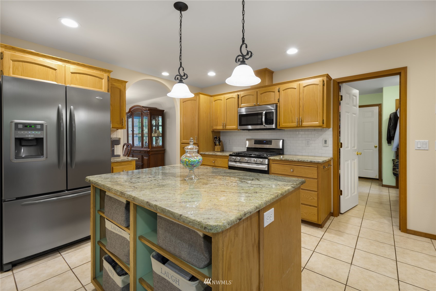 1927 North Boon Road Oak Harbor, WA 98277 - Photo 9 of 30 Gallery Image 9