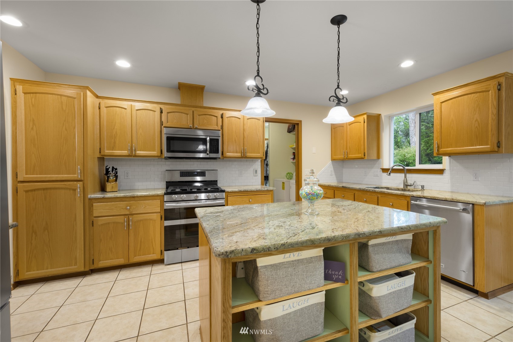 1927 North Boon Road Oak Harbor, WA 98277 - Photo 10 of 30 Gallery Image 10