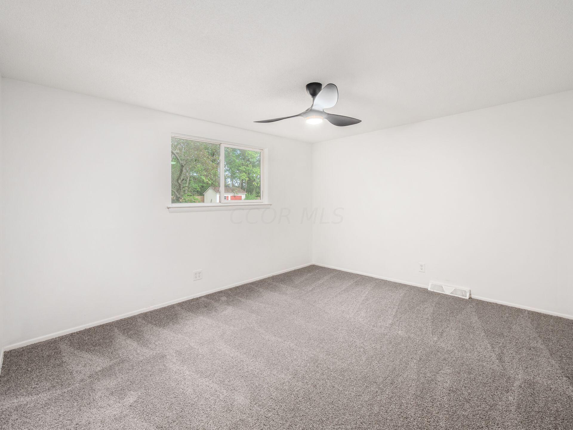 4581 Fairgrove Road Columbus, OH 43231 - Photo 20 of 36 018_ Rd Columbus OH 43231 USA