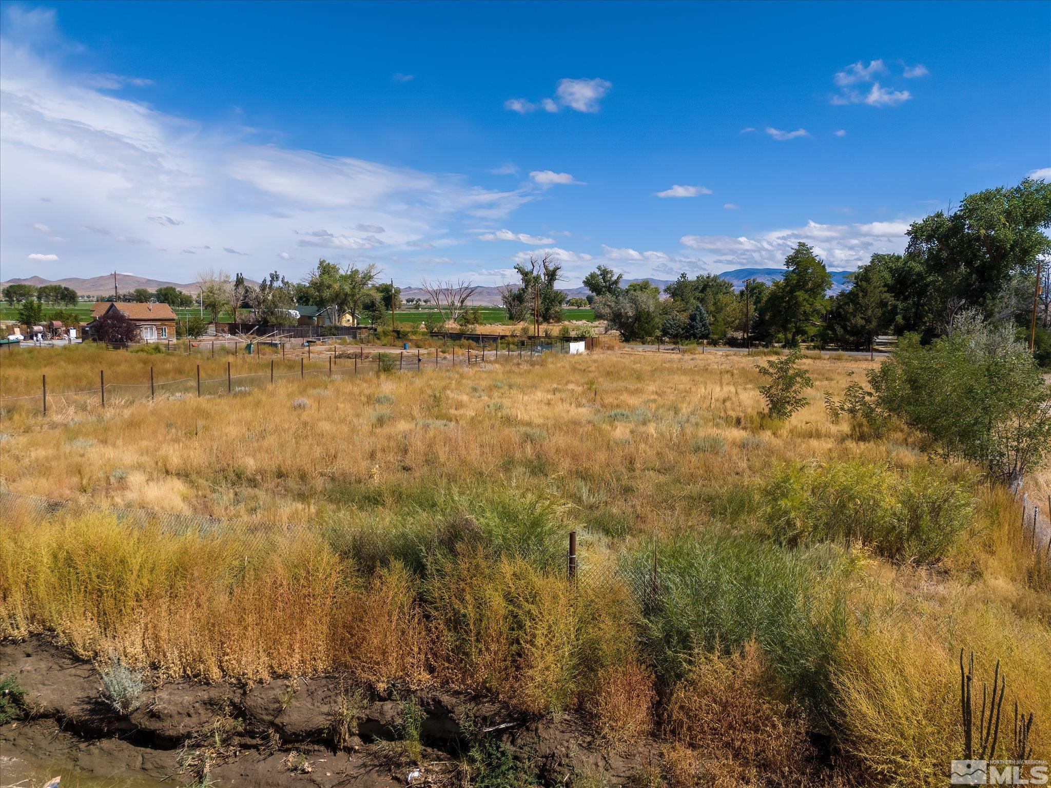 Mac MacKenzie Lane Yerington, NV 89447 - Photo 21 of 24 a view of a lake view