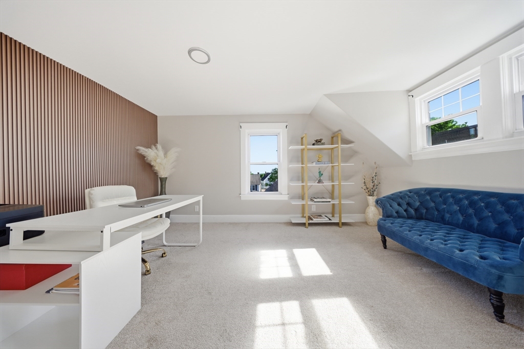 131 Pearl Street Gardner, MA 01440 - Photo 23 of 41
