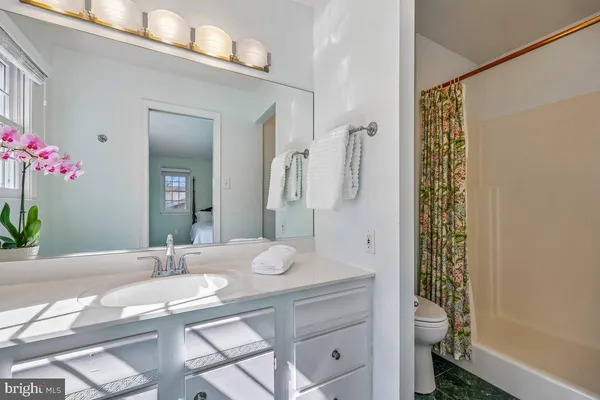 $925,000 | 11724 Enid Drive, Potomac, MD 20854