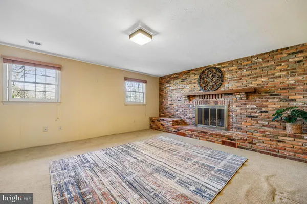 $925,000 | 11724 Enid Drive, Potomac, MD 20854