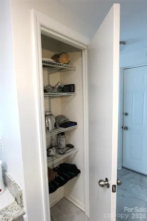 $170,000 | 1645 Arlyn Circle, Unit M, Charlotte, NC 28213