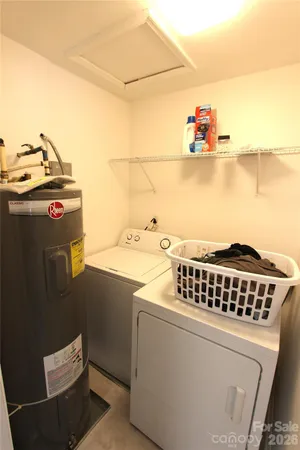 $170,000 | 1645 Arlyn Circle, Unit M, Charlotte, NC 28213